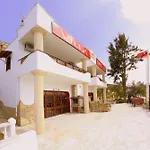 Panorama Hotel 3*