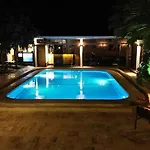 Panorama Hotel 3*