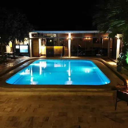 Panorama מלון 3*